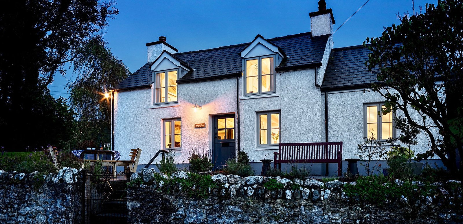 Brynglas Cottage